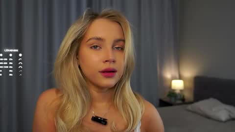 Amelia online show from 1, 3, 2025