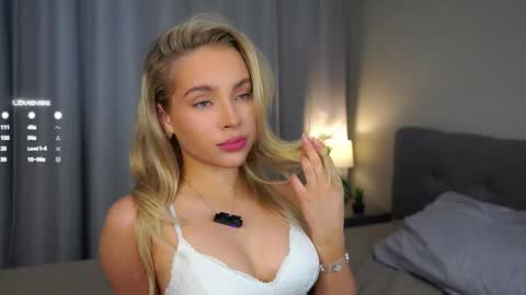 Amelia online show from 9, 3, 2025