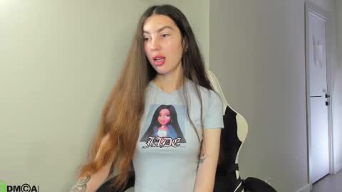 Lira revery online show from 1, 12, 2025