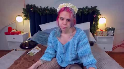 Snapshot of lirabelles chatting on 13, 1, 2026 hello Ill be waiting for you during these hours tue 10am-5pm wed 3am-5pm thu 3am-5pm fri 3am-10am sat 10am-5pm sun 3am-1GMT online show from 13, 1, 2026