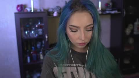 Snapshot of lis_silver chatting on 20, 5, 2026 Lisa online show from 20, 5, 2026