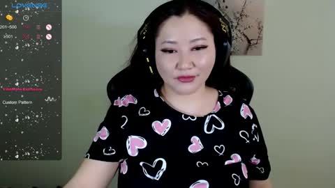 Snapshot of lisa_______ chatting on 24, 4, 2026 Lisa Harris online show from 24, 4, 2026