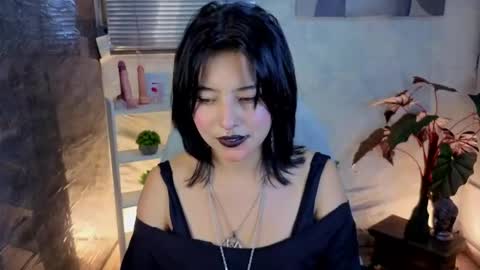 lisa dolly nyx online show from 14, 5, 2026