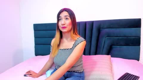 lisa white  online show from 12, 1, 2025