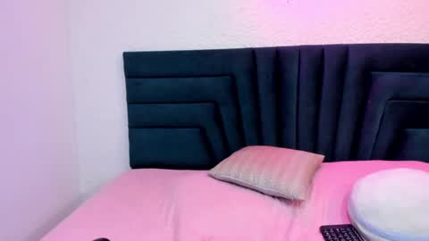 lisa white  online show from 4, 2, 2025