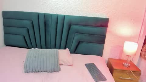 lisa white  online show from 11, 1, 2026