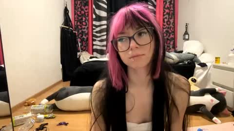 Aileen online show from 25, 5, 2026