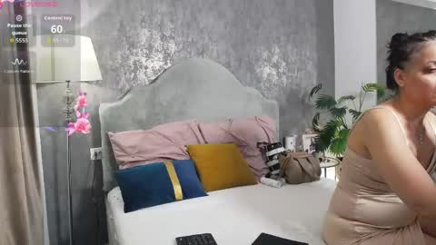 lisacroft online show from 25, 5, 2026