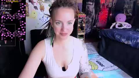 Snapshot of lisafoxy_y chatting on 16, 6, 2026 Lisa online show from 16, 6, 2026