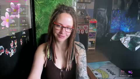 Snapshot of lisafoxy_y chatting on 17, 7, 2026 Lisa online show from 17, 7, 2026