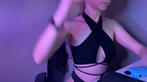 Lisa online show from 9, 9, 2025