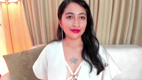 LisaHadwiin online show from 28, 2, 2025