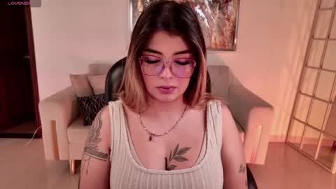 LISA MONROE online show from 19, 10, 2025