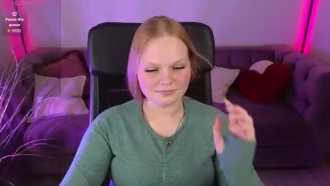 Snapshot of lisanait chatting on 7, 7, 2026 Lisa online show from 7, 7, 2026