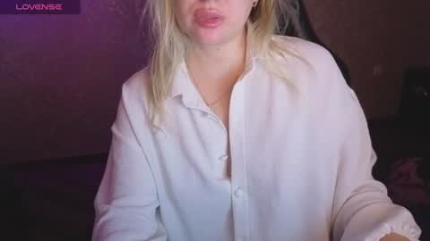 Snapshot of lisenok26 chatting on 14, 6, 2026 Anna online show from 14, 6, 2026