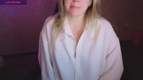Snapshot of lisenok26 chatting on 18, 7, 2026 Anna online show from 18, 7, 2026