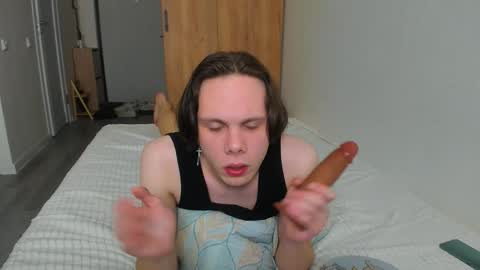 Alfie online show from 24, 12, 2024