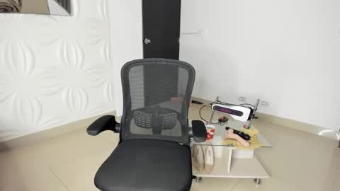 Lissa online show from 2, 10, 2025