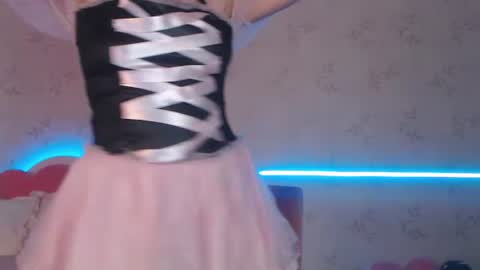 Snapshot of lissalucy chatting on 25, 6, 2026 Alice Dont forget to thumbs up its very important online show from 25, 6, 2026