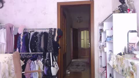 Snapshot of lissalucy chatting on 9, 8, 2026 Alice Dont forget to thumbs up its very important online show from 9, 8, 2026