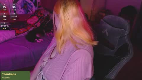 Snapshot of lissamuff chatting on 21, 4, 2026 Lissa online show from 21, 4, 2026