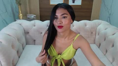 lissandra_s online show from 2, 10, 2025