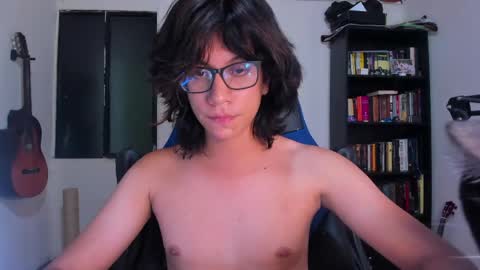 Snapshot of literateboy chatting on 29, 4, 2026 Literateboy online show from 29, 4, 2026