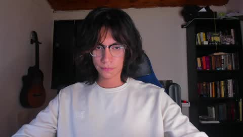 Snapshot of literateboy chatting on 5, 5, 2026 Literateboy online show from 5, 5, 2026