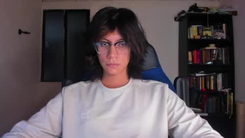 Snapshot of literateboy chatting on 15, 5, 2026 Literateboy online show from 15, 5, 2026