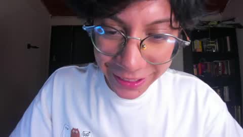 Snapshot of literateboy chatting on 21, 5, 2026 Literateboy online show from 21, 5, 2026