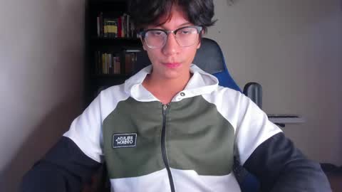Snapshot of literateboy chatting on 8, 6, 2026 Literateboy online show from 8, 6, 2026