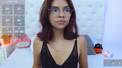 litleslut_ online show from 9, 10, 2025