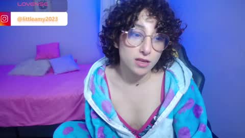 Snapshot of little__amy_ chatting on 9, 1, 2025 AMY online show from 9, 1, 2025