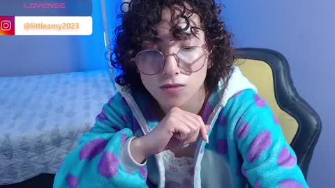 Snapshot of little__amy_ chatting on 20, 1, 2025 AMY online show from 20, 1, 2025