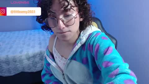 Snapshot of little__amy_ chatting on 20, 1, 2025 AMY online show from 20, 1, 2025