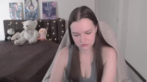 little__flowers online show from 11, 10, 2025