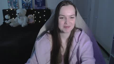 little__flowers online show from 20, 4, 2026