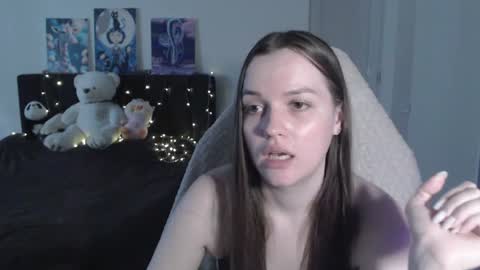 Snapshot of little__flowers chatting on 25, 7, 2026 little__flowers online show from 25, 7, 2026