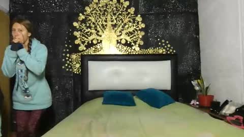 Diablita online show from 18, 12, 2025