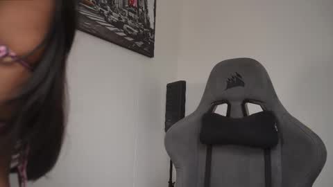 Help me reach 100 likes online show from 30, 11, 2025