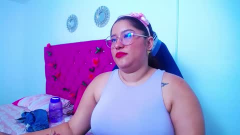 Snapshot of little_flower4you chatting on 13, 1, 2025 mai rojas online show from 13, 1, 2025