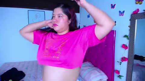 Snapshot of little_flower4you chatting on 21, 2, 2025 mai rojas online show from 21, 2, 2025