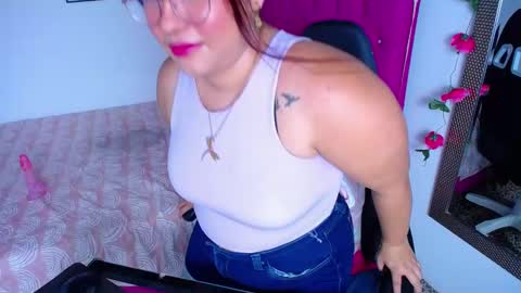 Snapshot of little_flower4you chatting on 28, 2, 2025 mai rojas online show from 28, 2, 2025