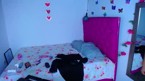 Snapshot of little_flower4you chatting on 5, 3, 2025 mai rojas online show from 5, 3, 2025