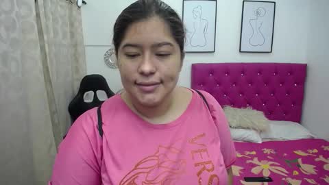 Snapshot of little_flower4you chatting on 5, 10, 2025 mai rojas online show from 5, 10, 2025