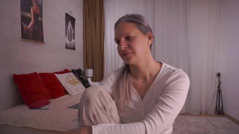 little_heart_andreea online show from 5, 12, 2025