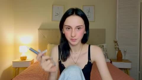little_mollee online show from 3, 10, 2025