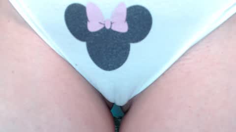 Snapshot of little_pearl_ chatting on 22, 1, 2025 Adaline online show from 22, 1, 2025