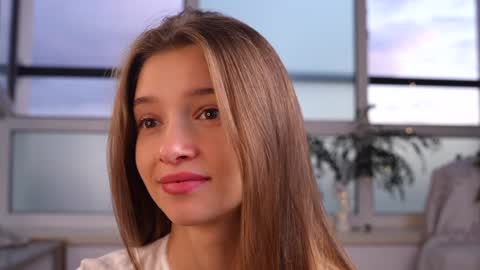 Kiki online show from 8, 9, 2025