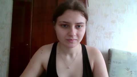 little_shygirl_ online show from 30, 1, 2025
